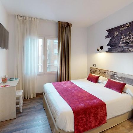 Hotel Bella Dolores Lloret de Mar Exteriör bild