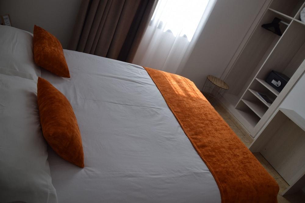 Hotel Bella Dolores Lloret de Mar Exteriör bild