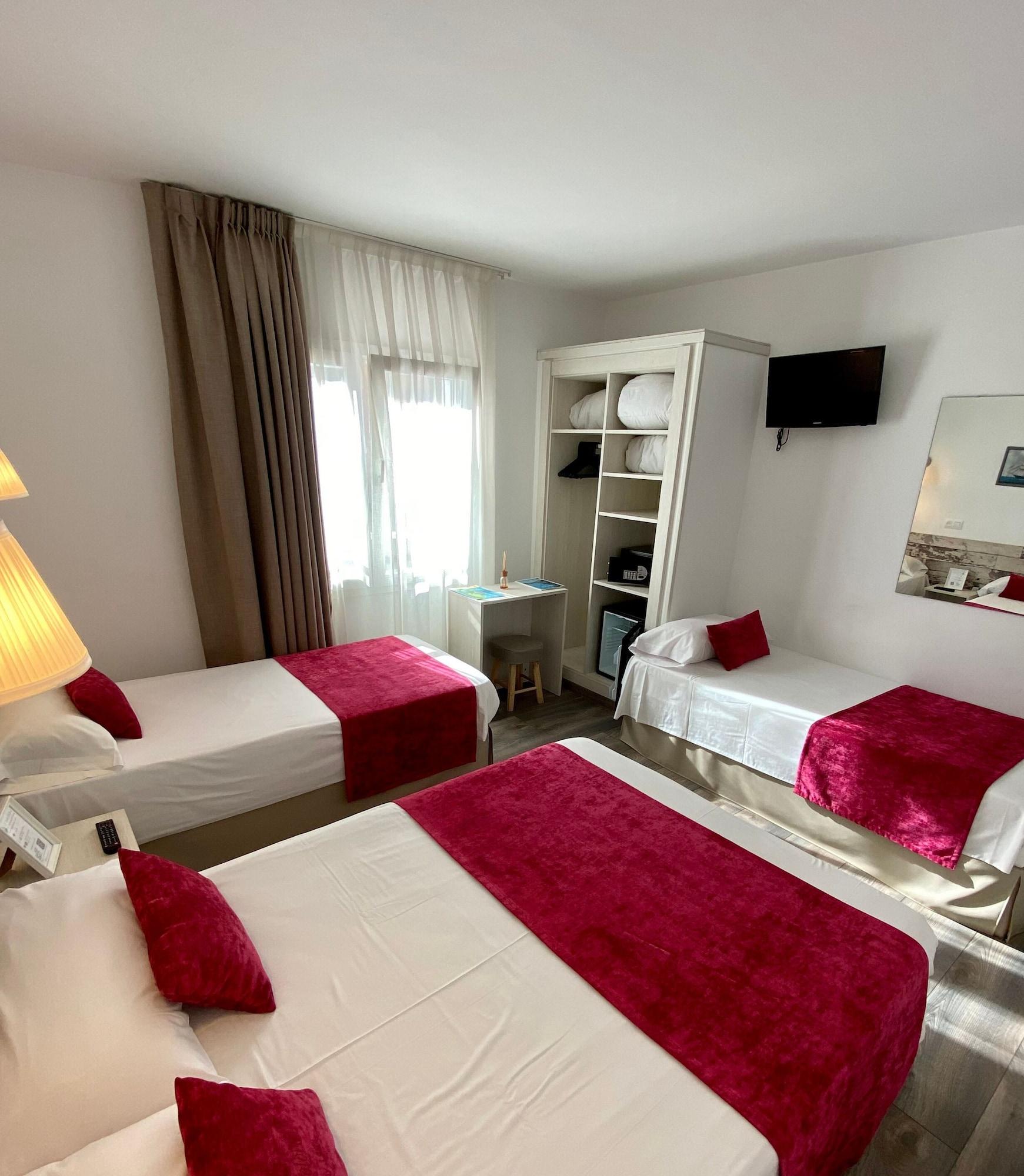 Hotel Bella Dolores Lloret de Mar Exteriör bild