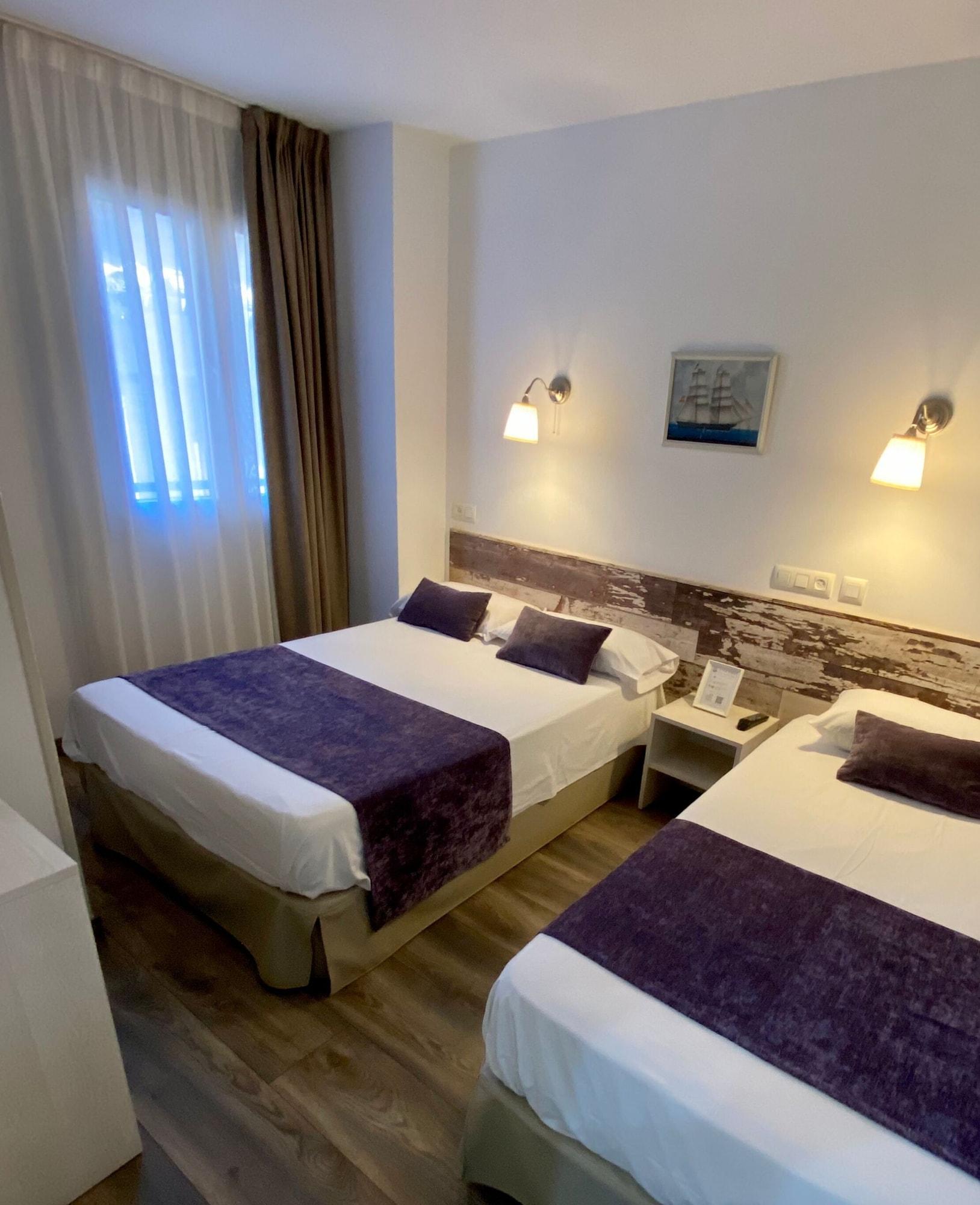 Hotel Bella Dolores Lloret de Mar Exteriör bild