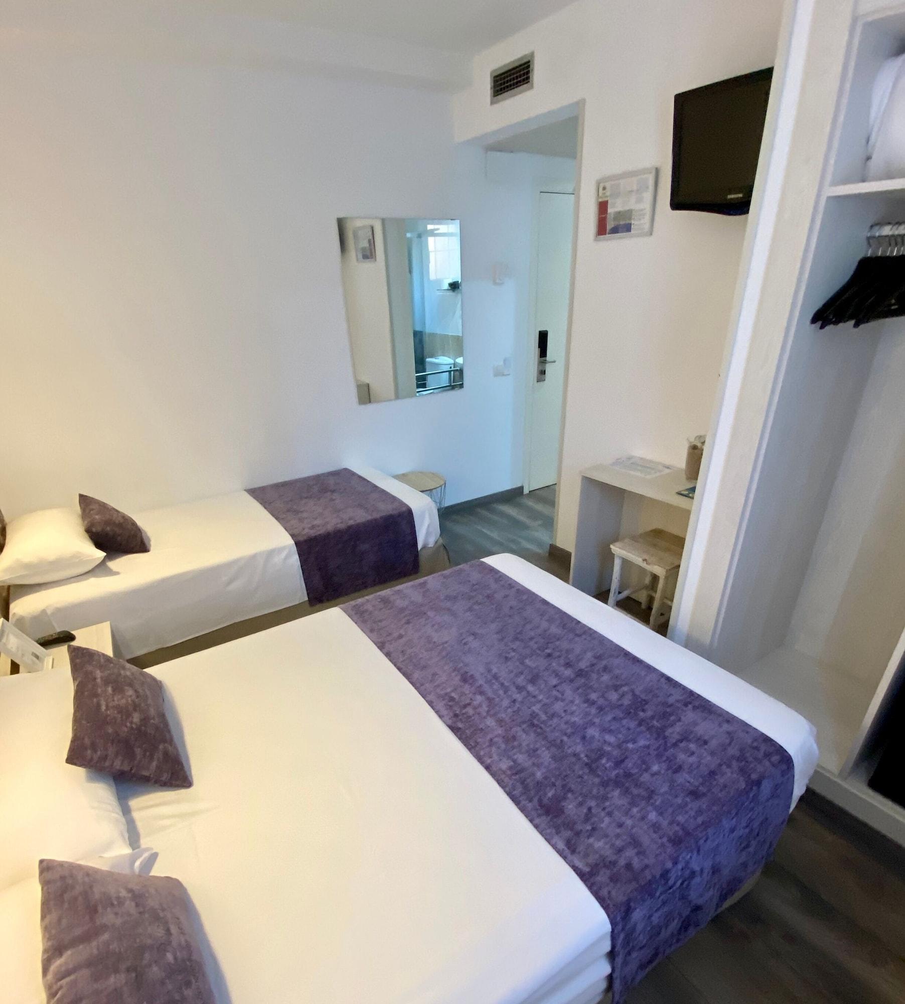Hotel Bella Dolores Lloret de Mar Exteriör bild
