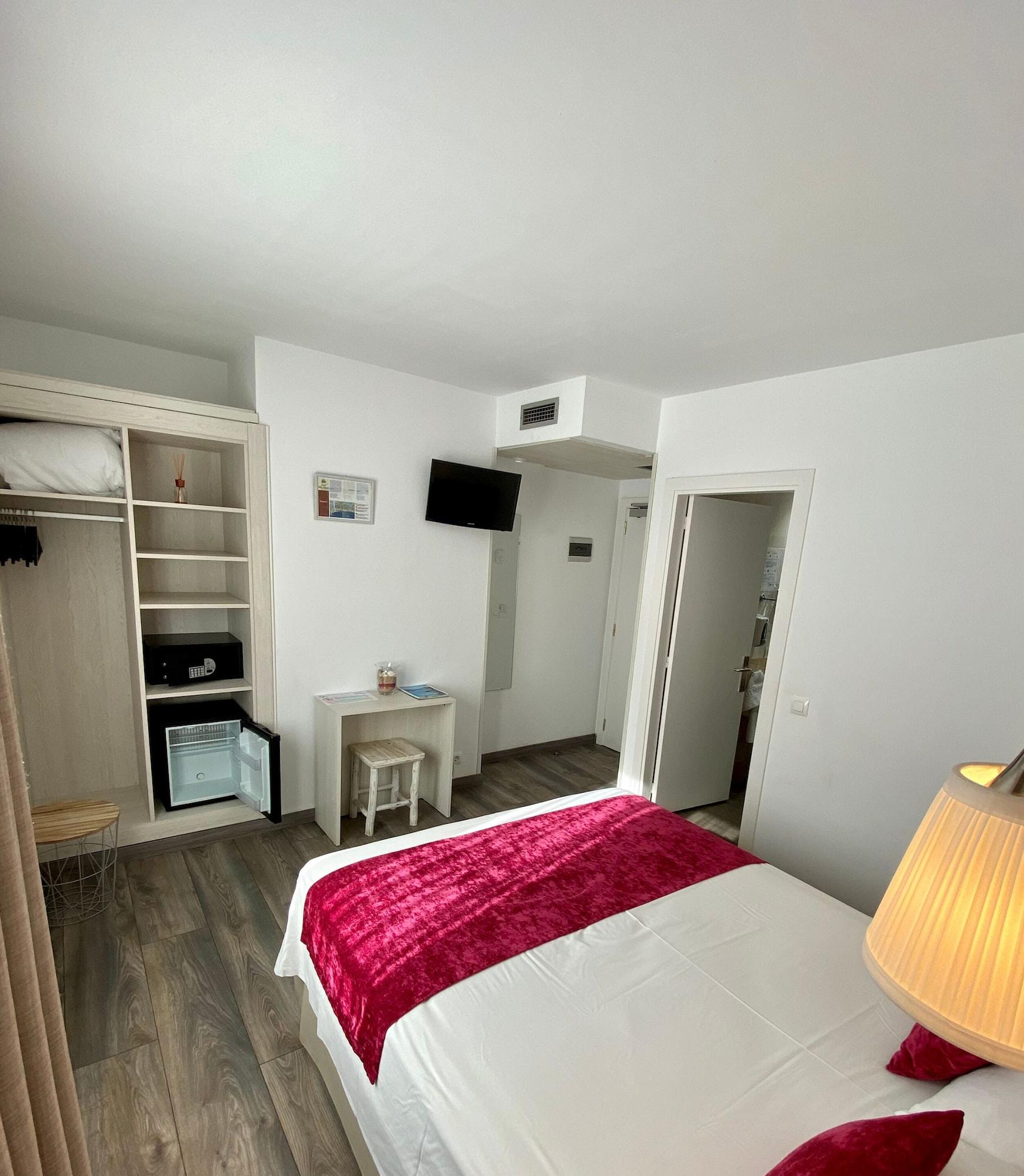 Hotel Bella Dolores Lloret de Mar Exteriör bild