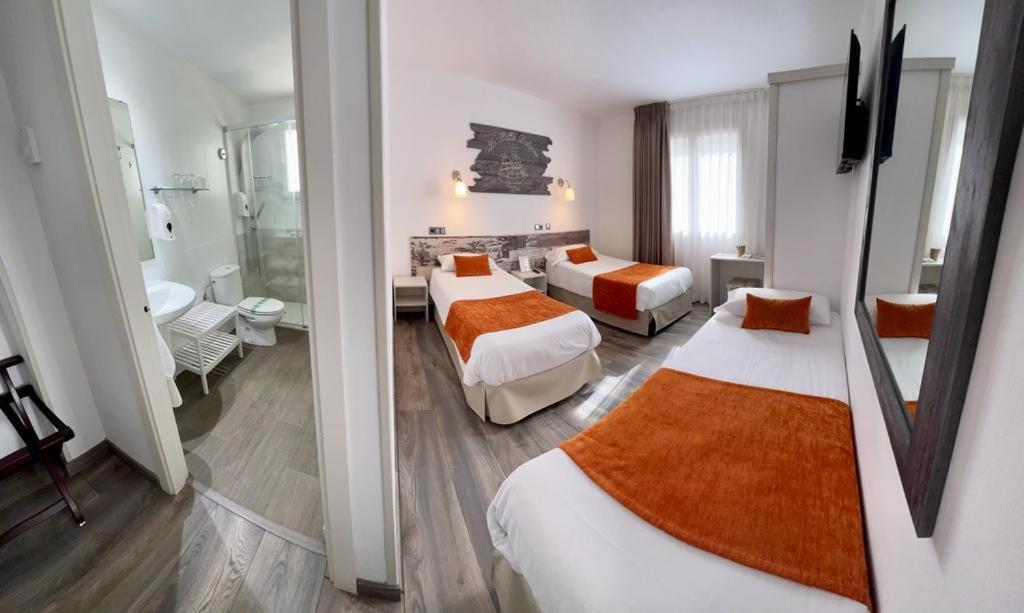 Hotel Bella Dolores Lloret de Mar Exteriör bild